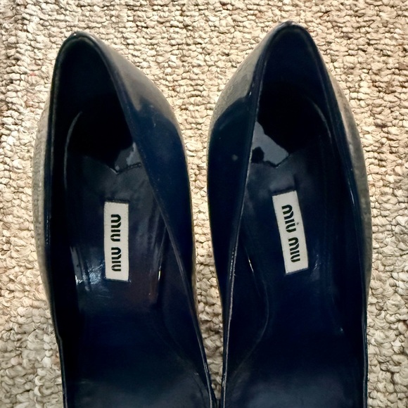 Miu Miu Navy Blue Women's Heels - size 40 - Picture 4 of 5